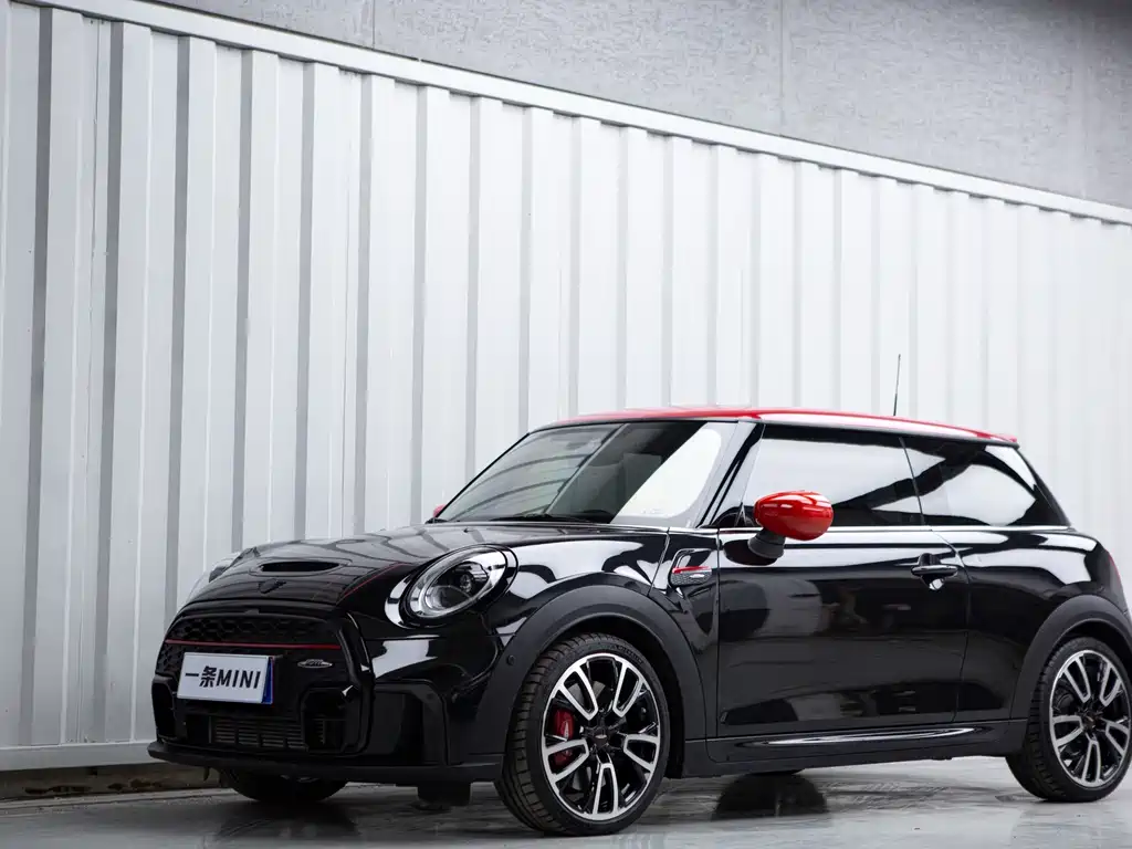 MINI JCW 2022 — фото 1