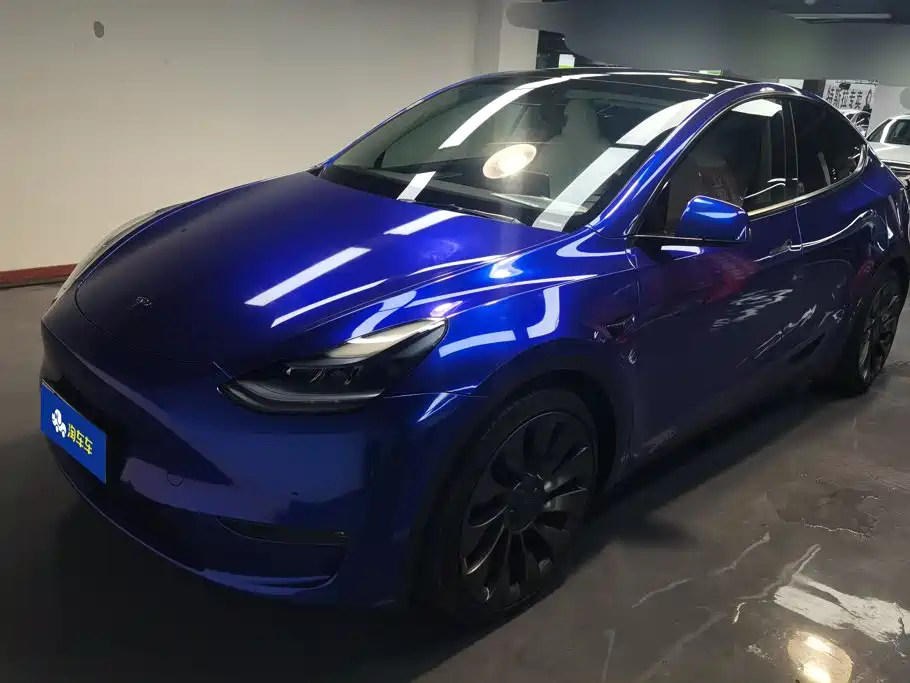 Tesla Model Y 2023 — фото 1