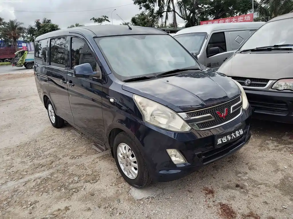 Wuling Rongguang V 2017 — фото 9