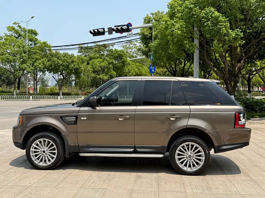 Land Rover Sport 2013 — фото 7