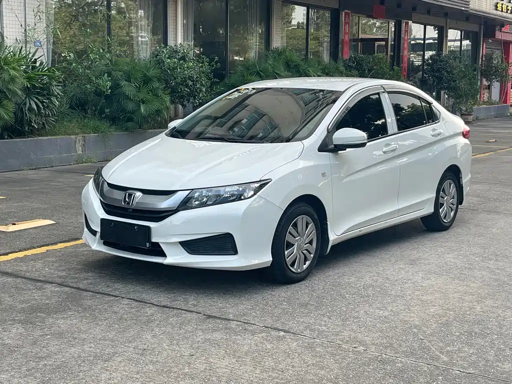 Honda City 2017 — фото 1