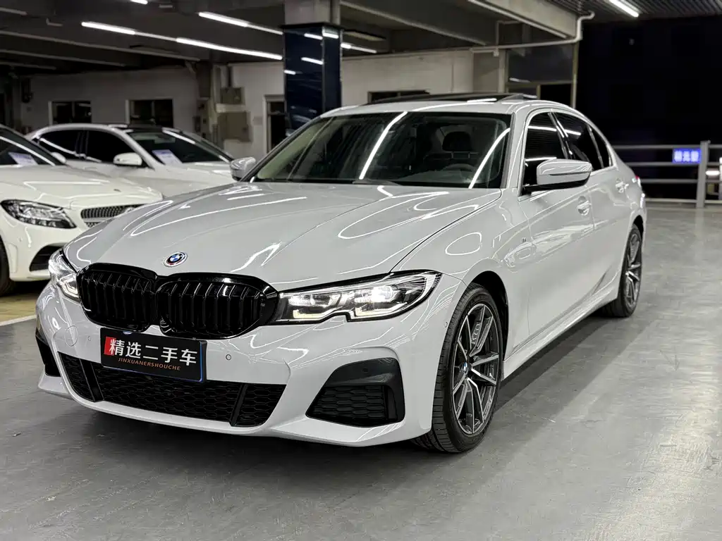 BMW 3 Series 2020 — фото 1