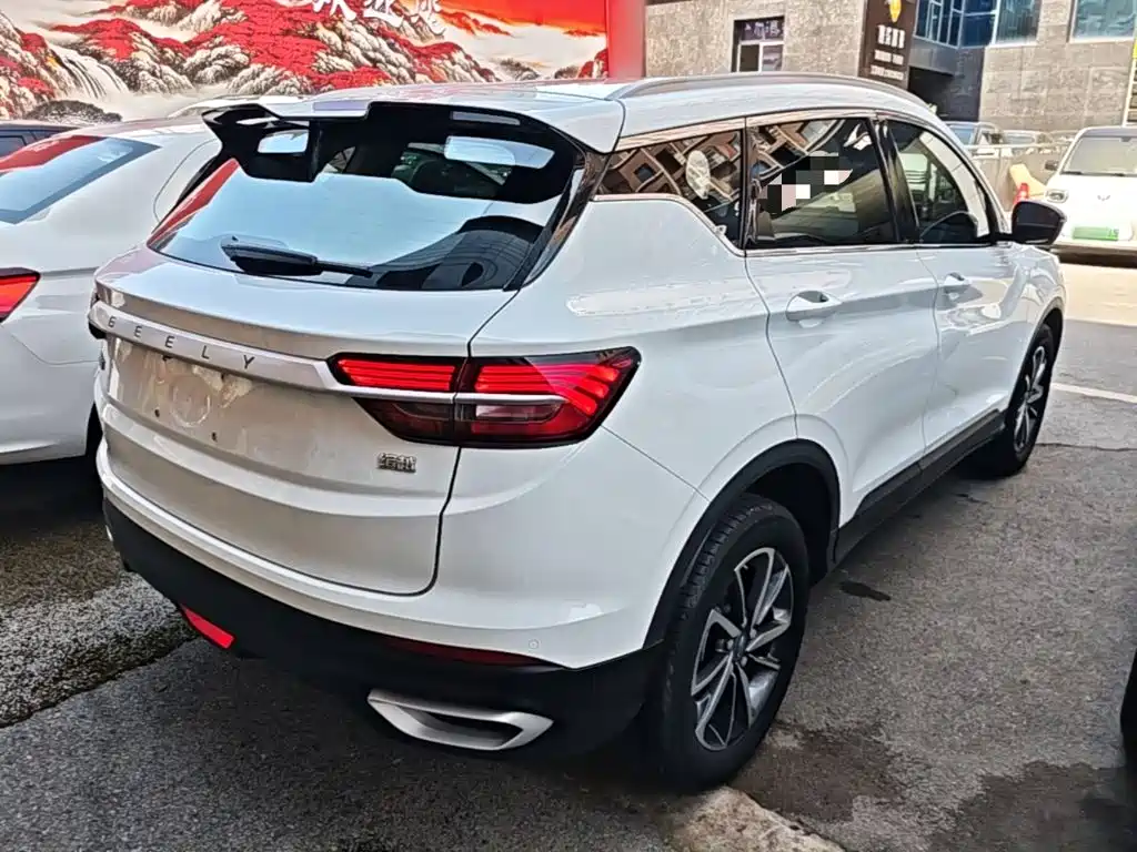 Geely Binyue 2021