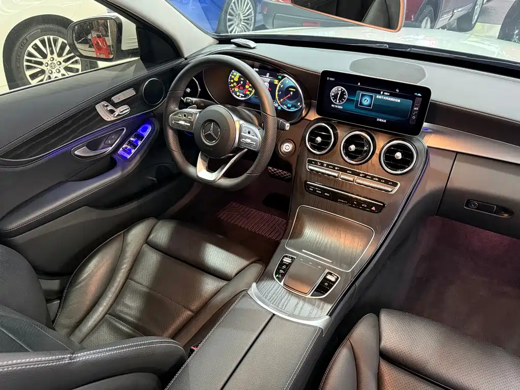 Mercedes-Benz C-Class 2020 — фото 6