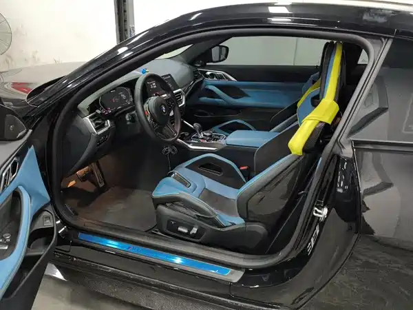 BMW M4 2022