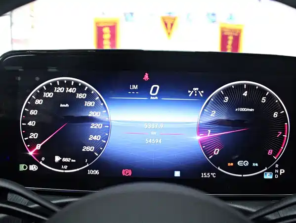 Mercedes-Benz C-Class 2022