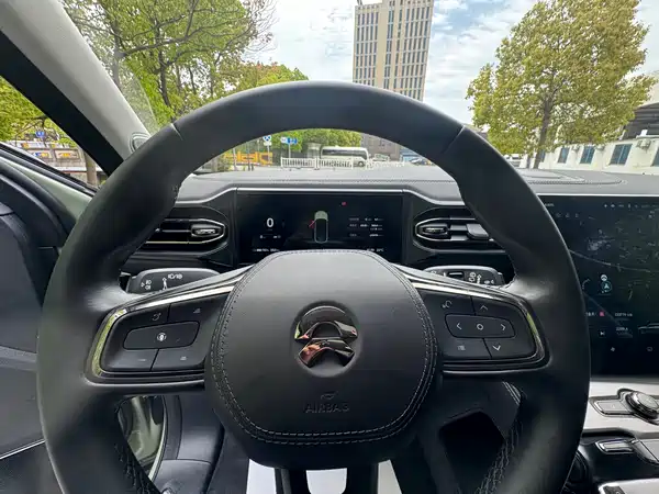 NIO ES6 2019