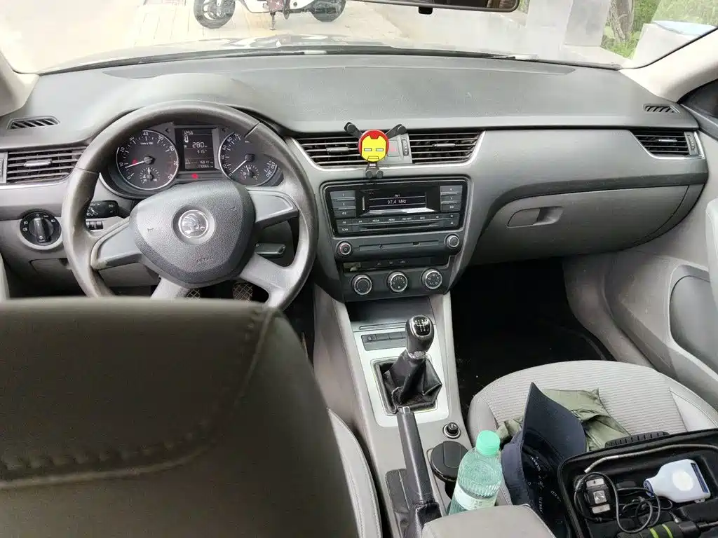 Skoda Octavia 2015 — фото 10