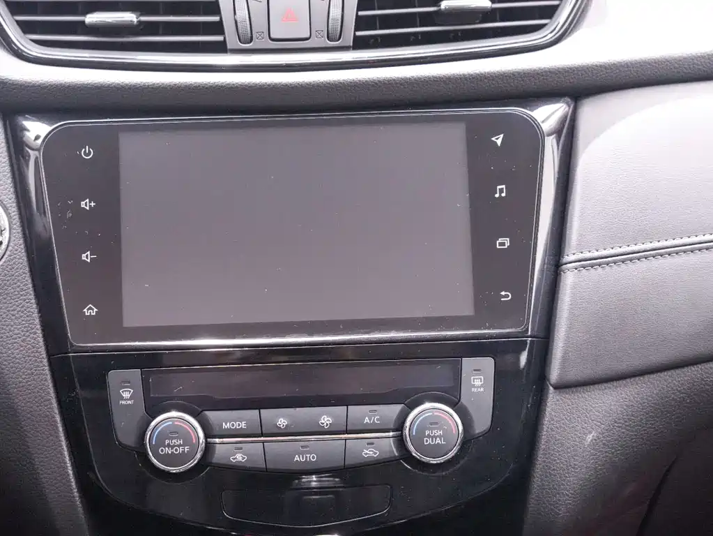 Nissan X-Trail 2020 — фото 15