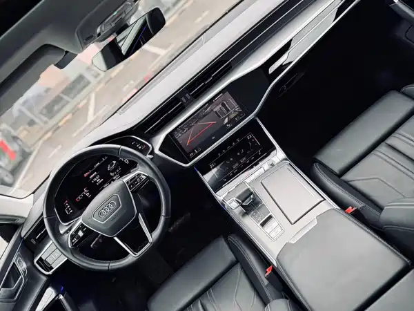 Audi A7 2024