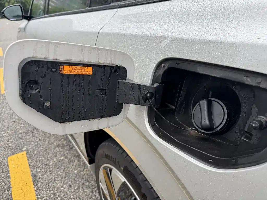 Dongfeng e008 2025 — фото 26