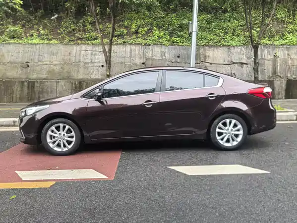 Kia K3 2016