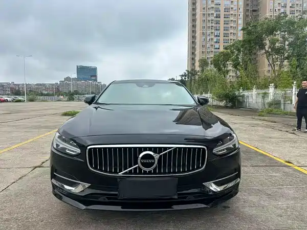 Volvo S90 2020