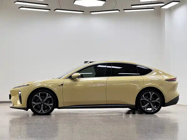 NIO ET5 2023