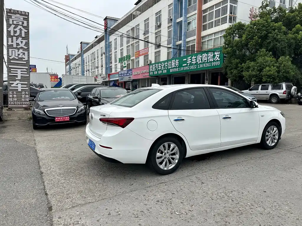 Buick Excelle 2020