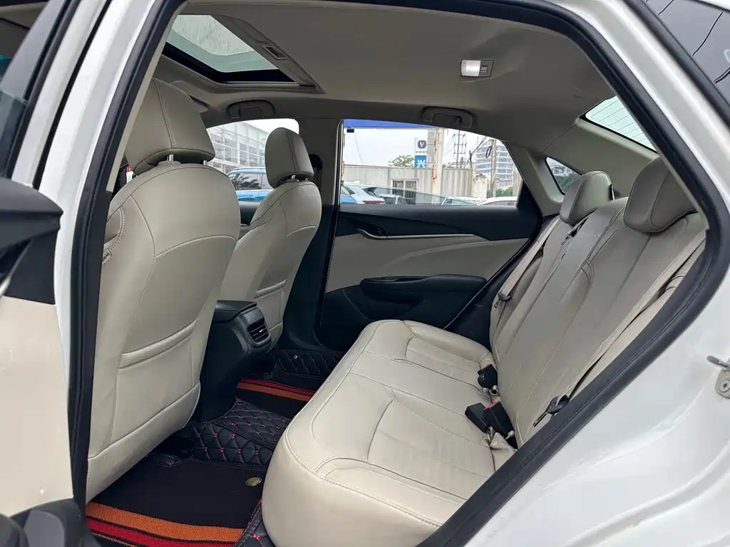 Buick Excelle 2020 — фото 12