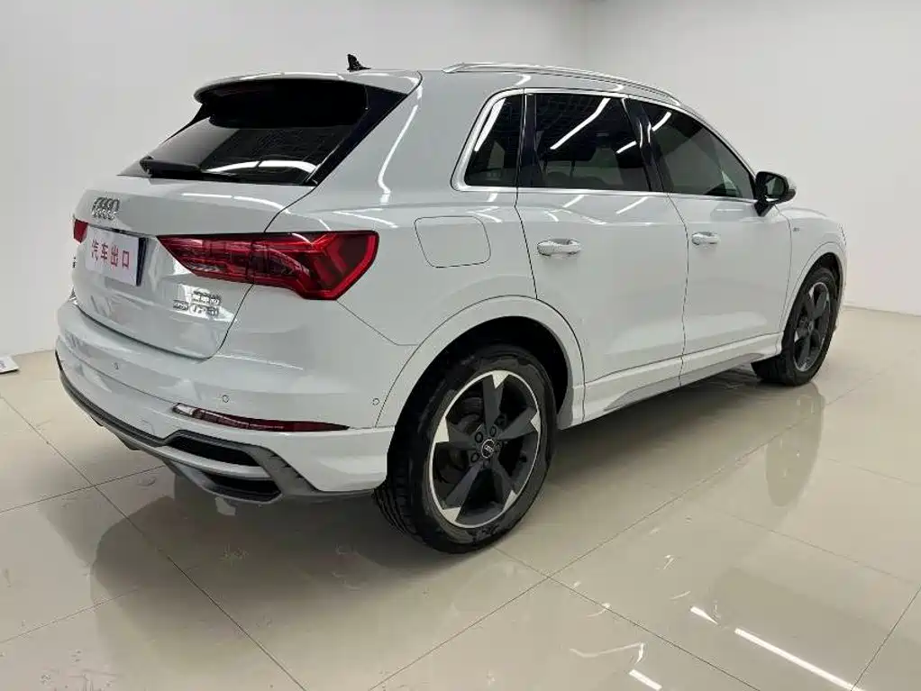 Audi Q3 2022