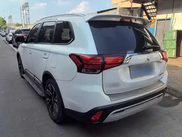 Mitsubishi Outlander 2019