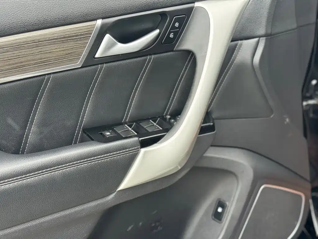 Haval H9 2015 — фото 16