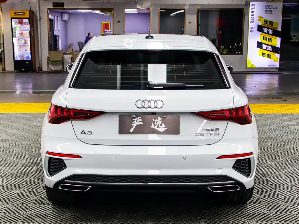 Audi A3 2023 — фото 23