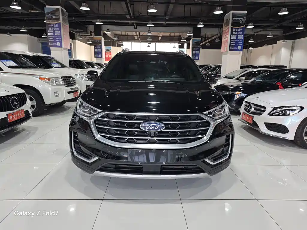 Ford Edge 2022 — фото 2