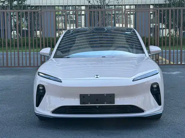 NIO ET5 2024