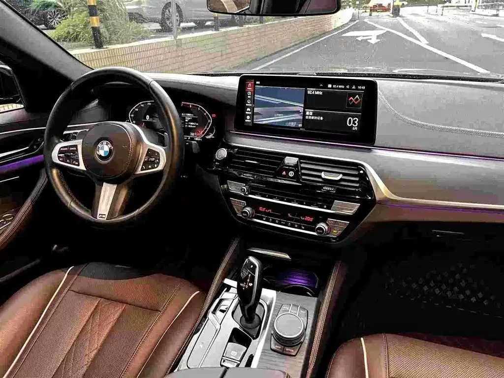 BMW 5 Series 2021
