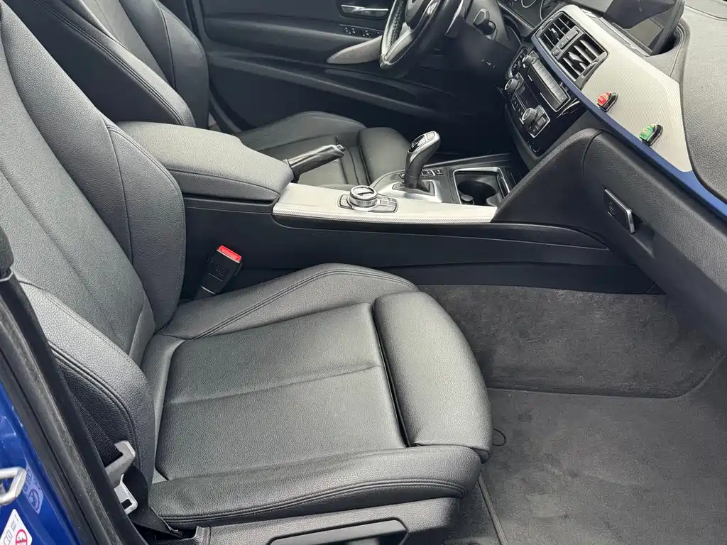BMW 3 Series GT 2018 — фото 11