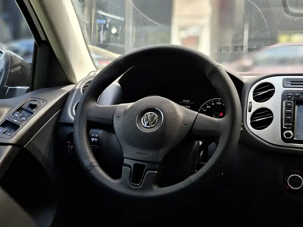 Volkswagen Tiguan 2014 — фото 19