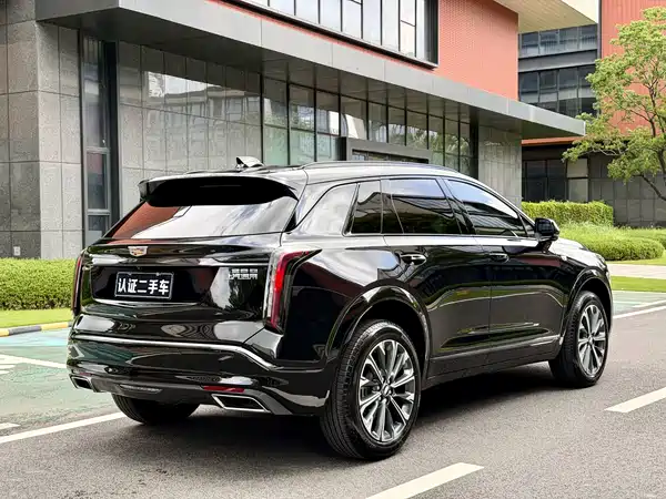 Cadillac XT5 2025