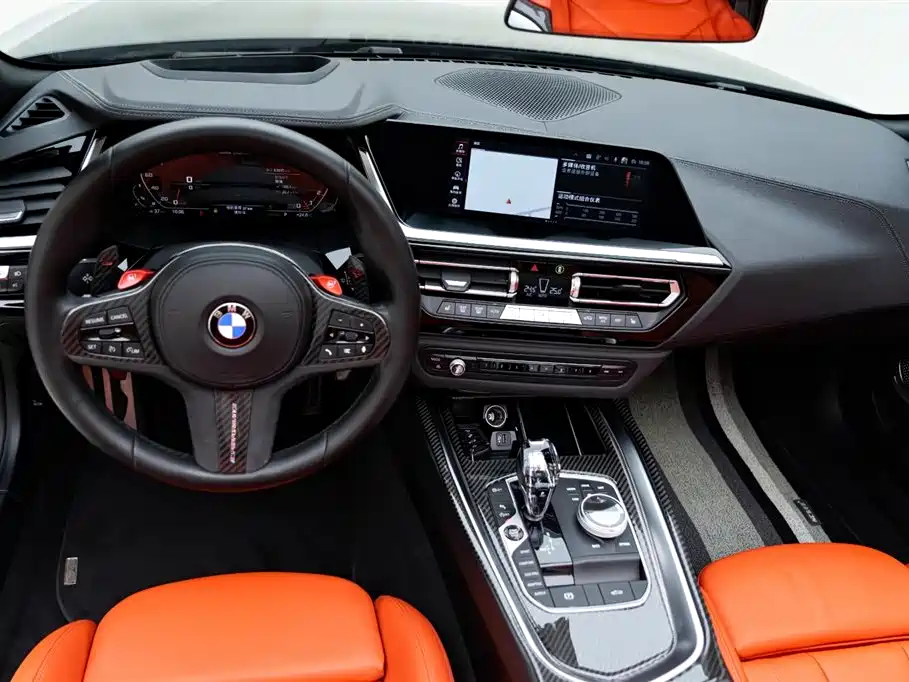 BMW Z4 2021 — фото 10