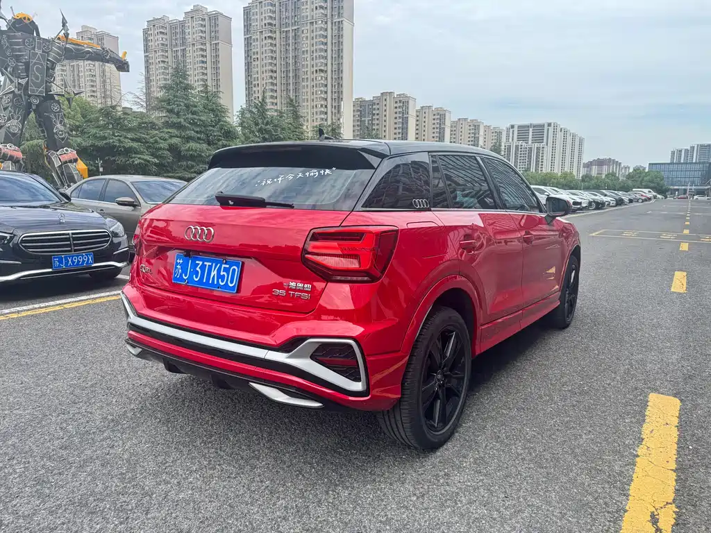 Audi Q2L 2022