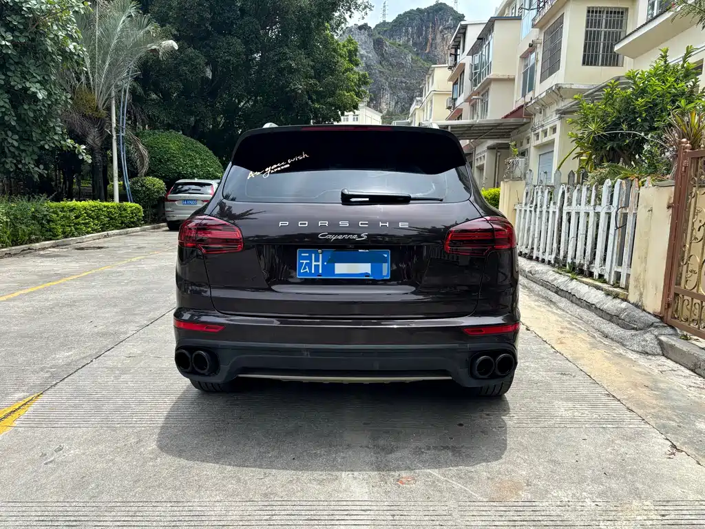 Porsche Cayenne 2015 — фото 3
