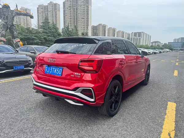 Audi Q2L 2022