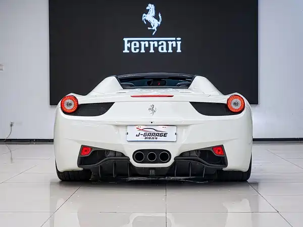 Ferrari 458 2017