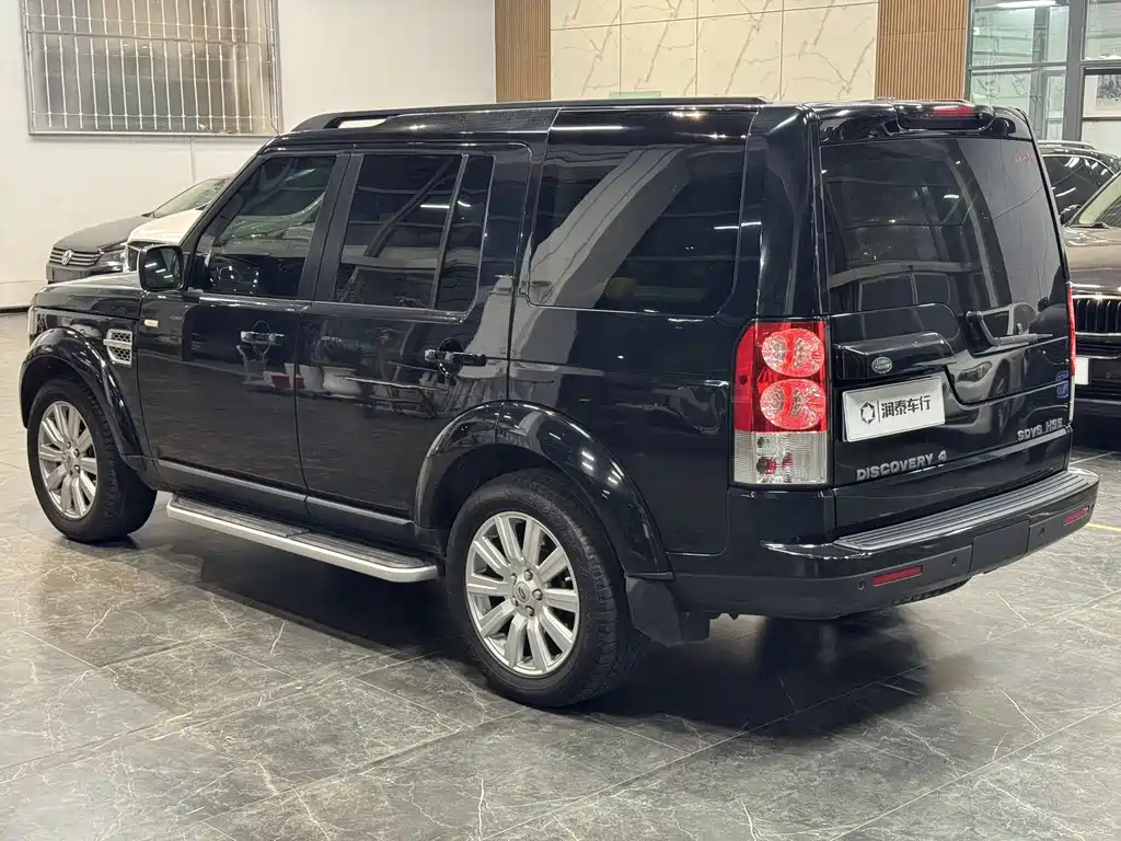 Land Rover Discovery 2012