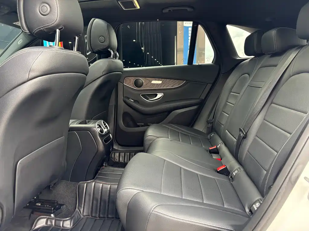 Mercedes-Benz GLC 2020 — фото 12