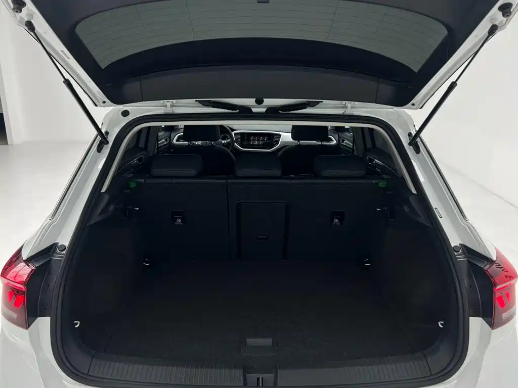 Volkswagen T-Roc 2022 — фото 19