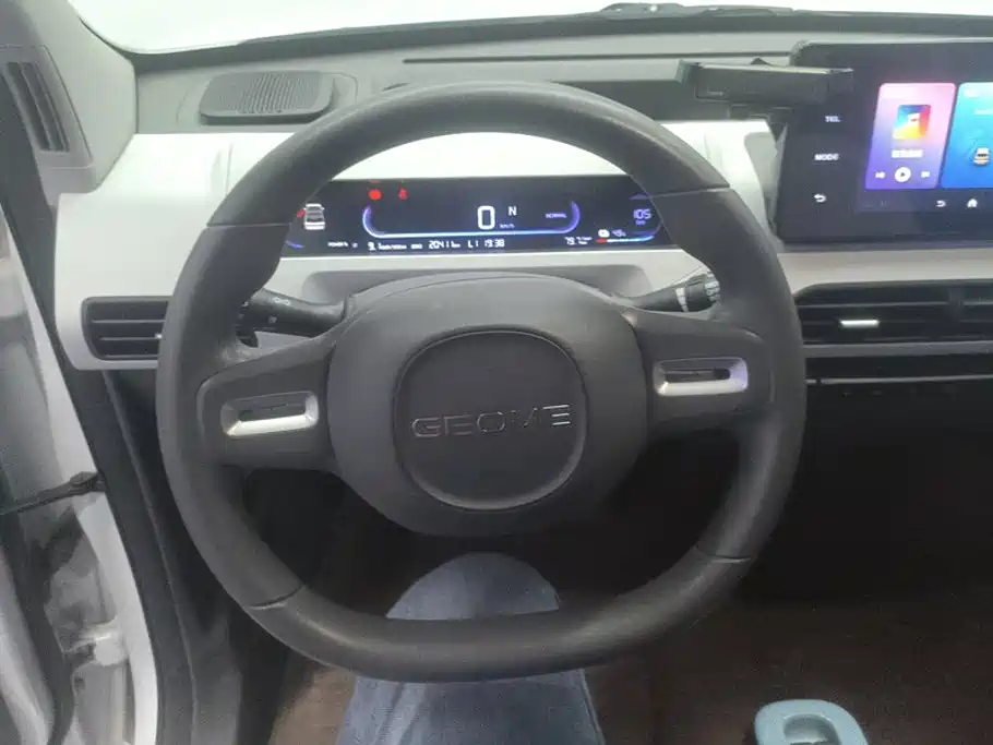 Geely Galaxy Panda 2023 — фото 15