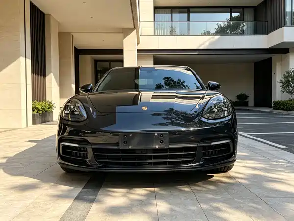 Porsche Panamera 2020