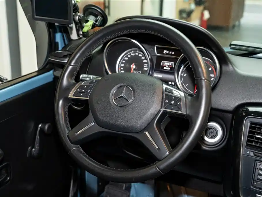 Mercedes-Benz G-Class 2018 — фото 12