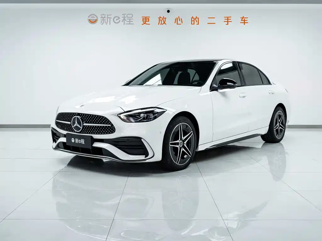 Mercedes-Benz C-Class 2025 — фото 1