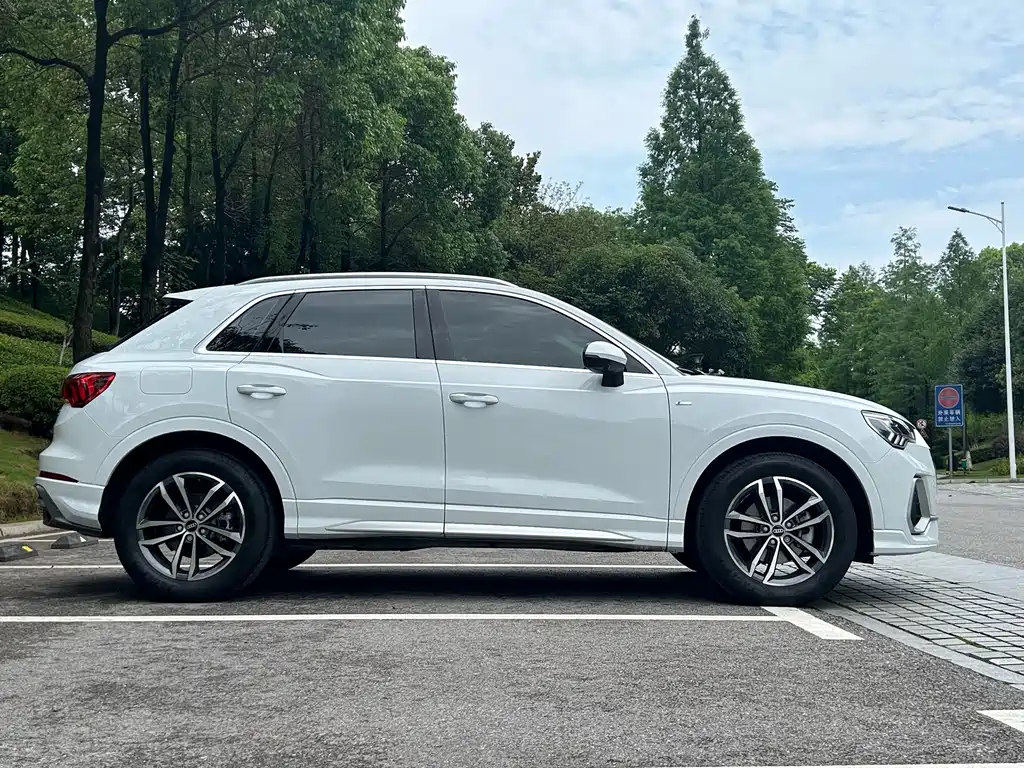 Audi Q3 2022