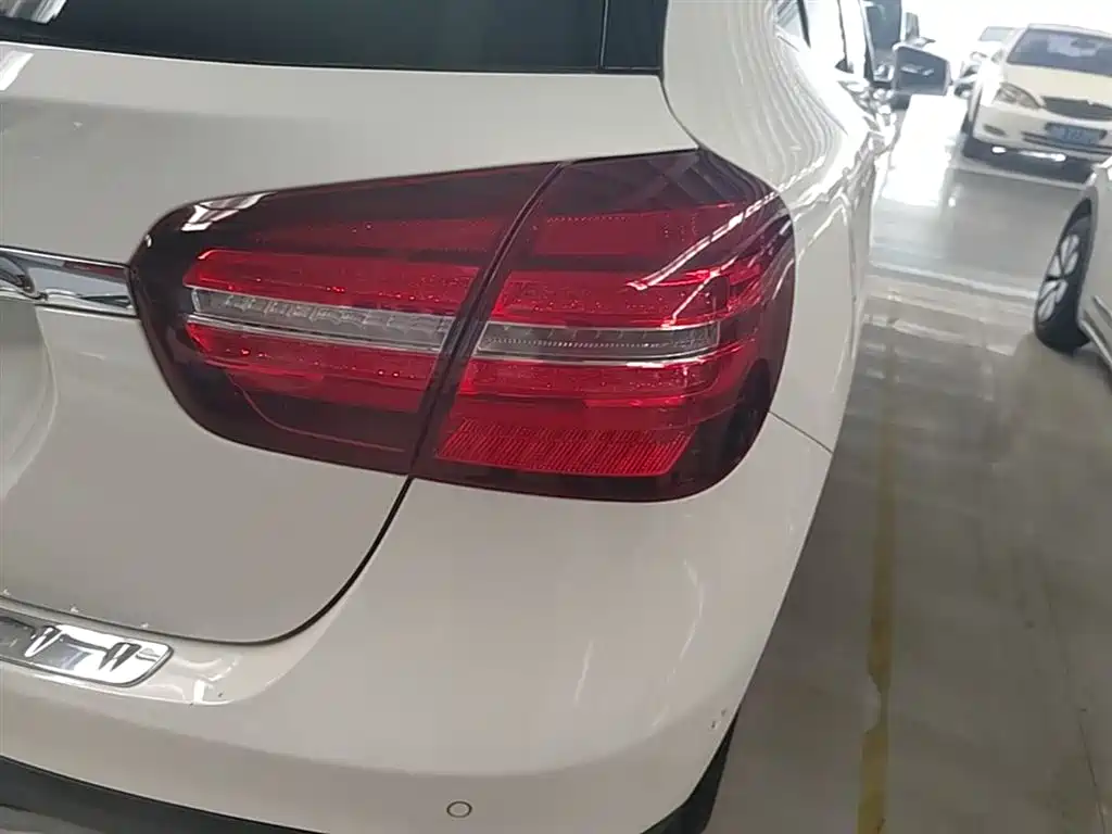 Mercedes-Benz GLA 2017 — фото 8