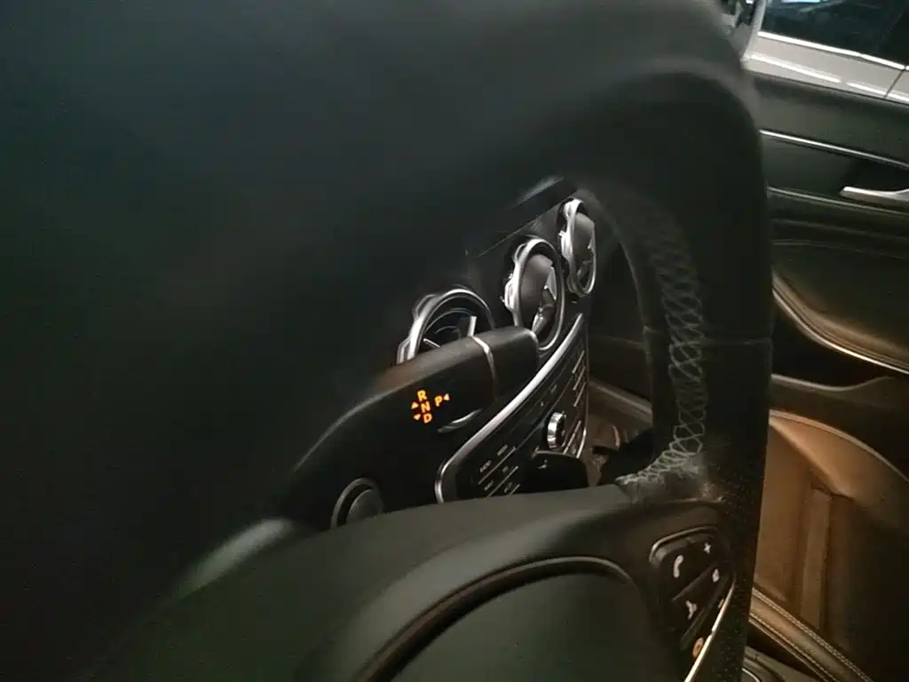 Mercedes-Benz GLA 2017 — фото 14