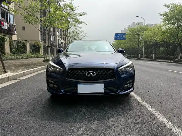 Infiniti Q50L 2017