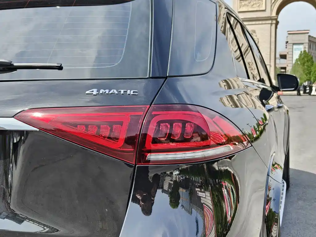 Mercedes-Benz GLE 2020 — фото 19