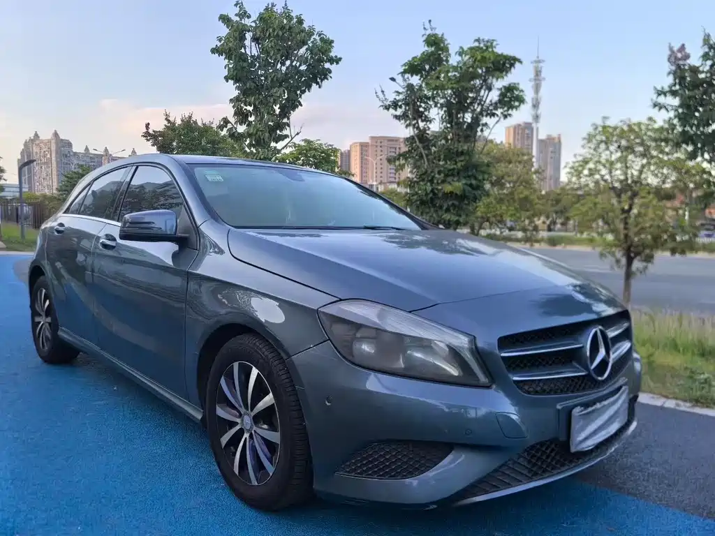 Mercedes-Benz A-Class 2014