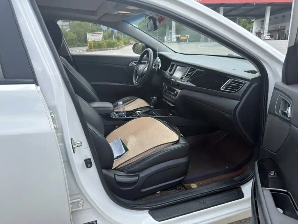 Hyundai Mistra 2017 — фото 13