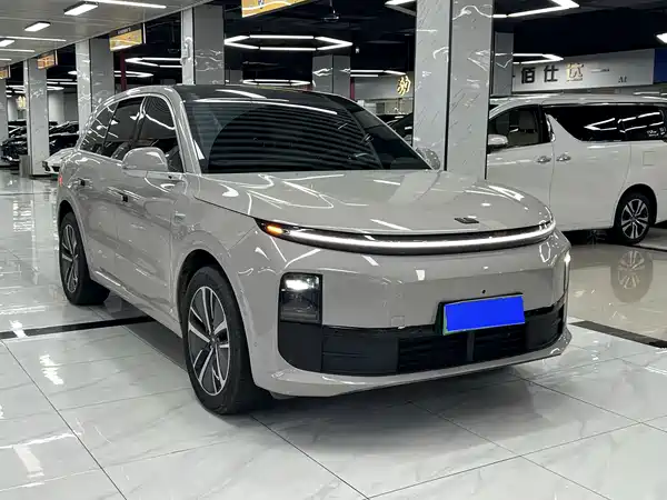 Li Auto L6 2024